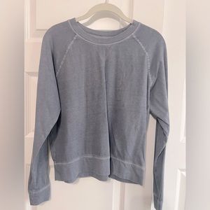 Mid gray pullover